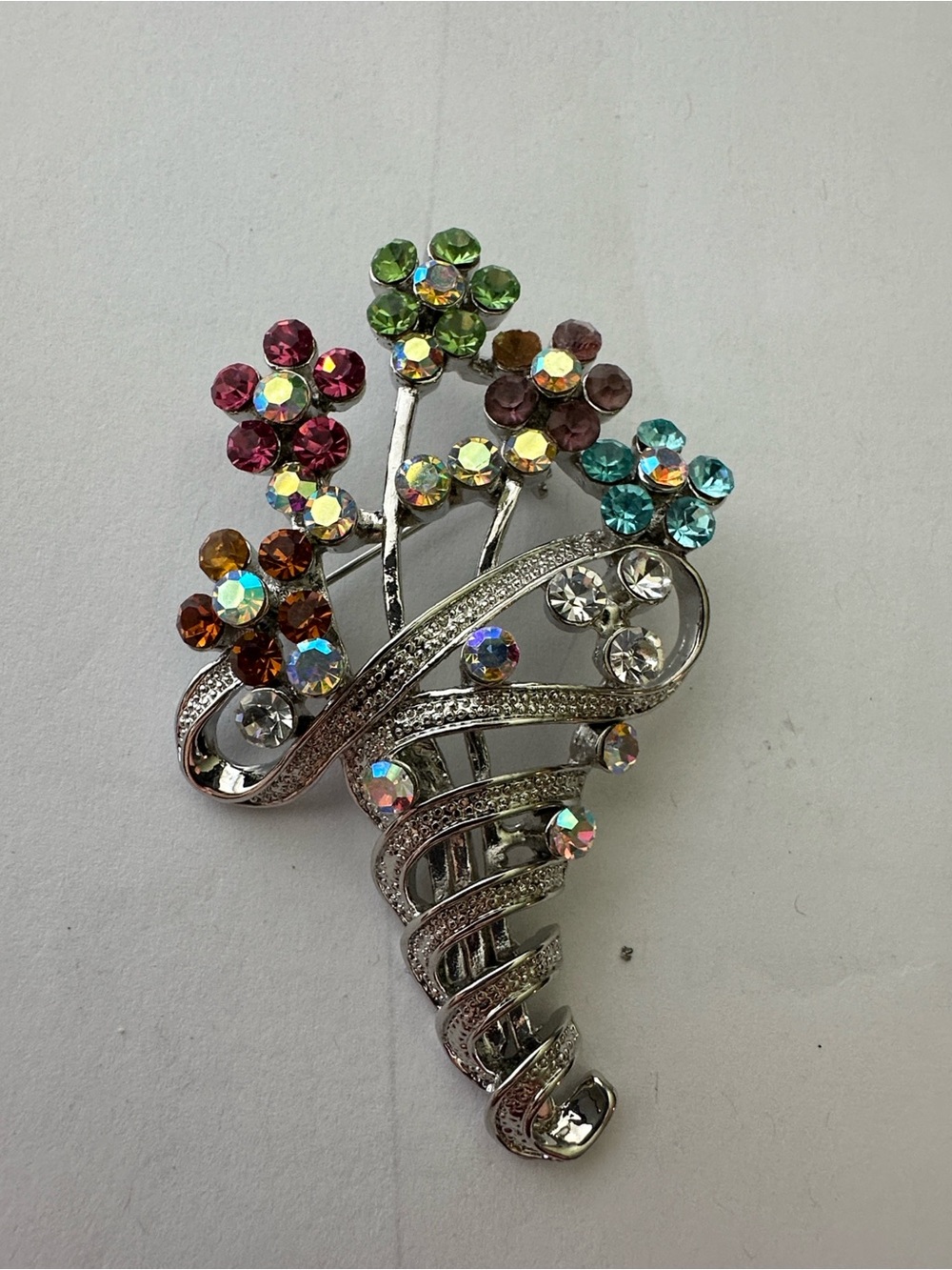 🌸 Brooch Pin Multicolor Rhinestone Flower Bouquet Silver Tone Vintage Style